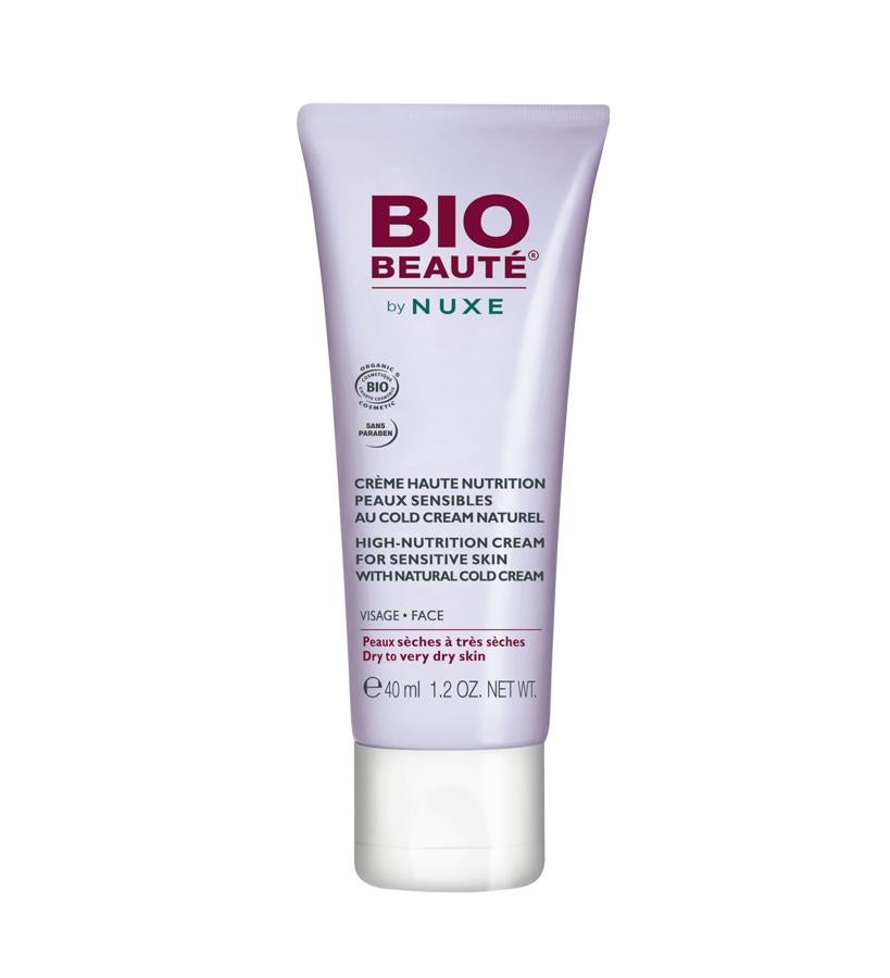 Su textura cremosa con fragancia de almendra penetra rápidamente evitando el efecto graso. Nutre intensamente, protege la barrera cutánea y calma las pieles más sensibles. El 98.7% de sus ingredientes son de origen natural y el 14,4% de agricultura ecológica. Entre ellos destacan el aceite de almendra dulce ecológico y la cera de abeja, el agua de rosas el aceite de jojoba, todos ellos orgánicos.  Crème Haute Nutrition Peaux Sensible de Bio Beauté  (15,40 €).