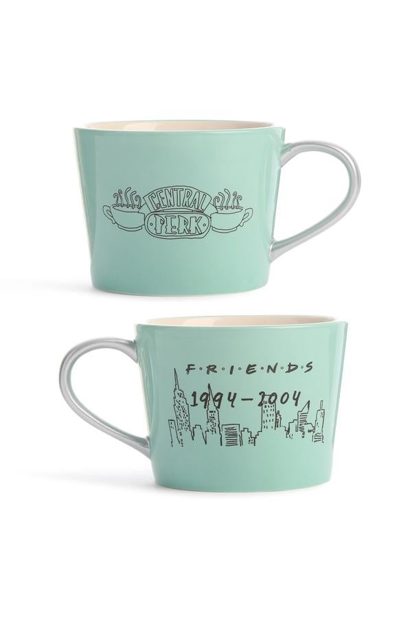 Otras tazas muy míticas para tomar café como hacían los protagonistas de 'Friends' en el Central Perk. Cuestan 6 euros en Primark.