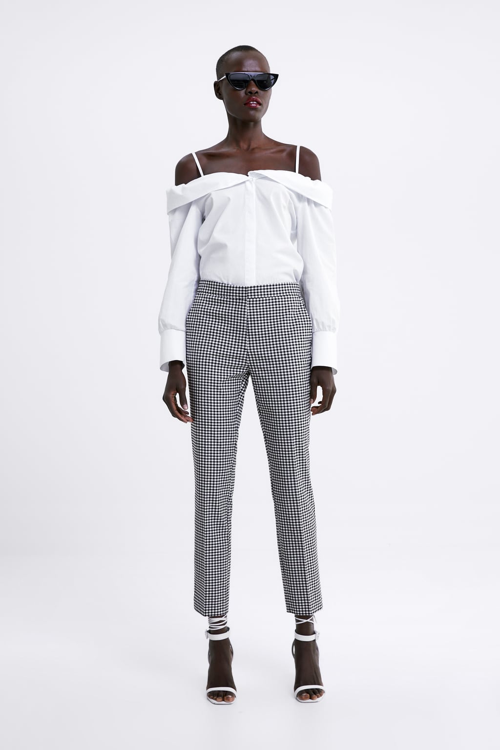 Pantalón jogger wats de cuadros vichy: 19,95 euros.Cierre con cremallera lateral.