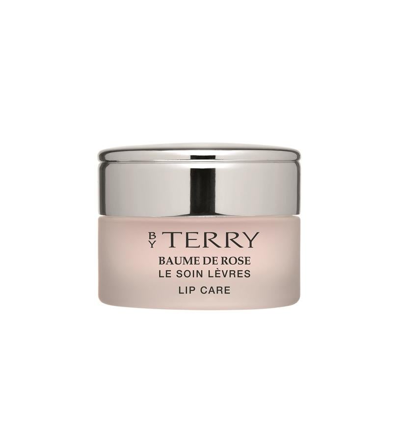 Nutre, hidrata, suaviza y aporta un delicado brillo rosado. Un complejo regenerador con néctar de Cera Esencial de Rosa y SPF 15 le convierte en un labial ideal para usar en la ciudad y llevar los labios con un ultraluminoso tono rosado. (46 €).