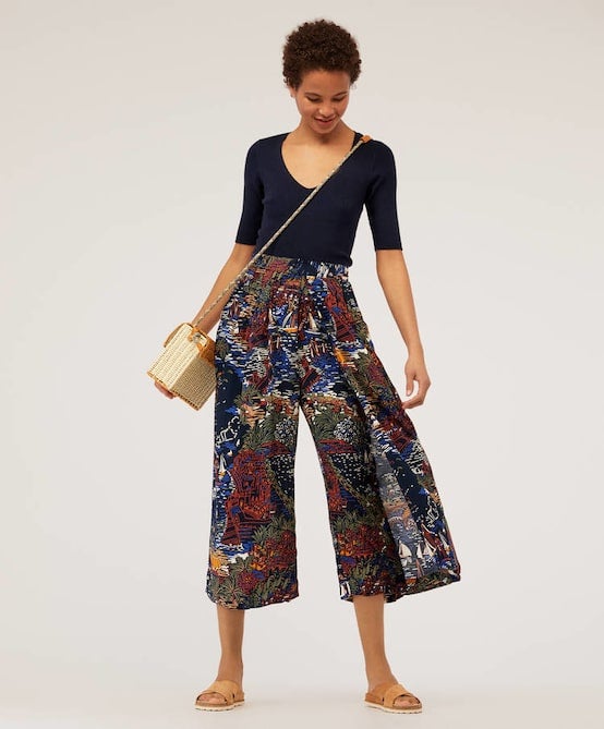Pantalón ancho tipo barquillo con estampado multicolor: 25,99 euros en Oysho.