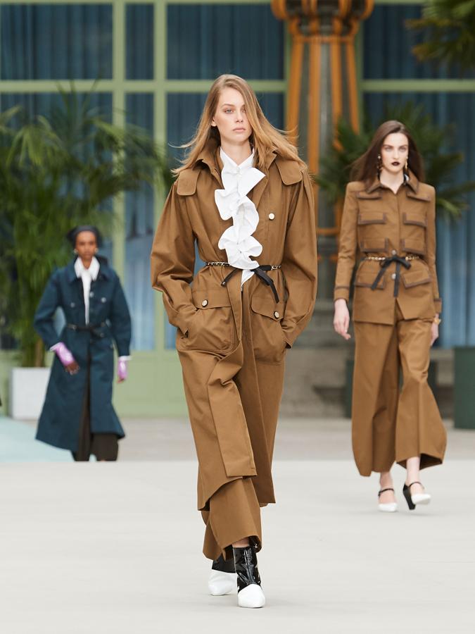 El trench reinventado. En este caso, versión "worker".