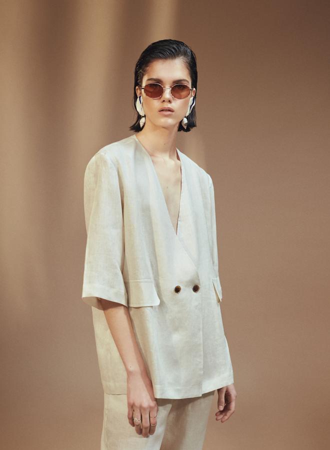 La blazer de lino de manga corta, llama Guty, es una de las más originales (68,99 euros).