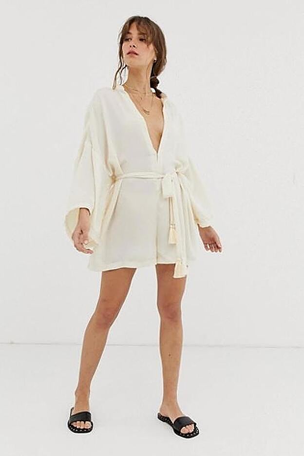 Vestido blanco de Free People. Disponible en Asos.