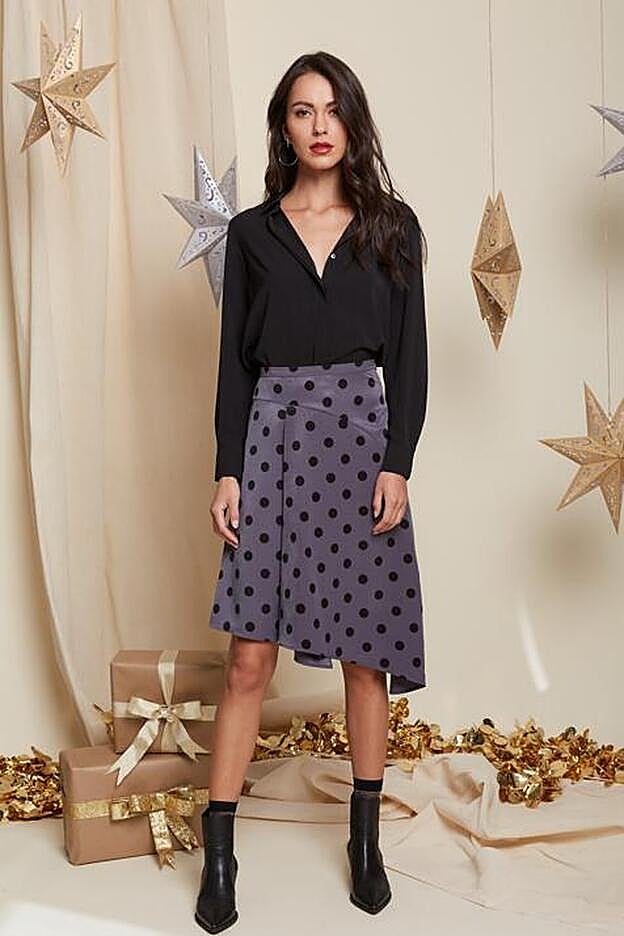 La versión de Lovely Pepa de la falda de Zara deja atrás el patrón pareo.