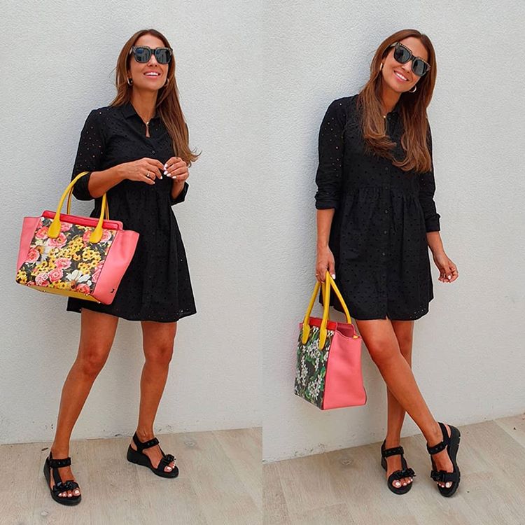 ¿Que el negro no es para el verano? Paula Echevarría ha demostrado que sí con este vestido calado negro de Stradivarius que ha combinado con unas sandalias también negras y un bolso shopper con estampado de flores de Chanel. Un truco de estilo que puedes copiar con los bolsos más baratos y bonitos del momento que hemos fichado para ti.