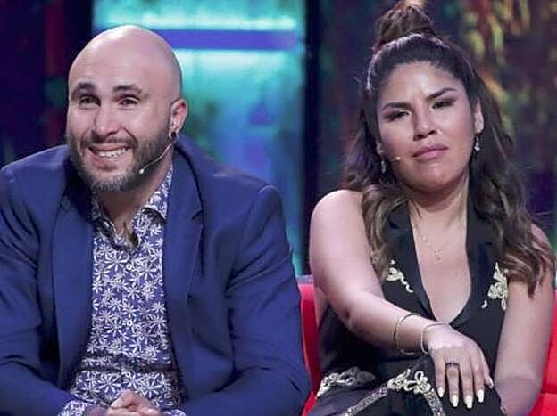 Kiko Rivera y Chabelita, su hermana, en una imagen en el plató de 'Supervivientes'.