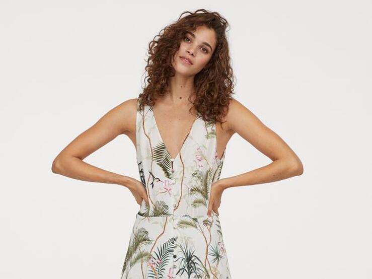 Fotos: Estos vestidos low cost para chicas curvy de H&M, Zara y Mango acentúan tus curvas, hacen tipazo y son perfectos para esta primavera/verano