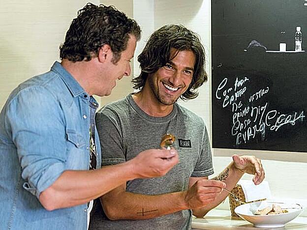 Jota Abril junto a Hugo Salazar durante la entrevista.