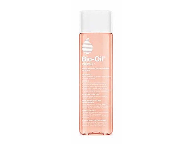 Se puede usar en cuerpo, cara y cabello.El aceite multiusos Bio-Oil (21,95 €).