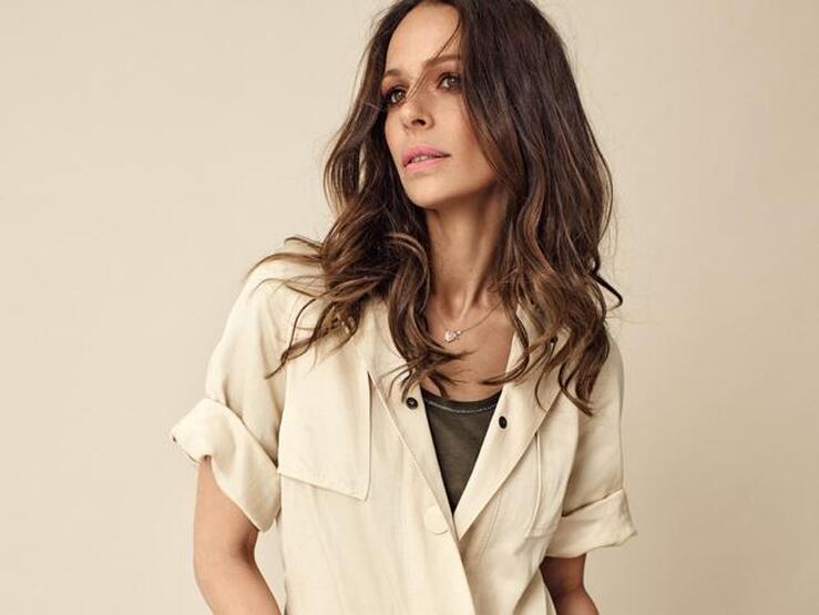 Fotos: Los looks safari de Eva González que vas a querer copiar