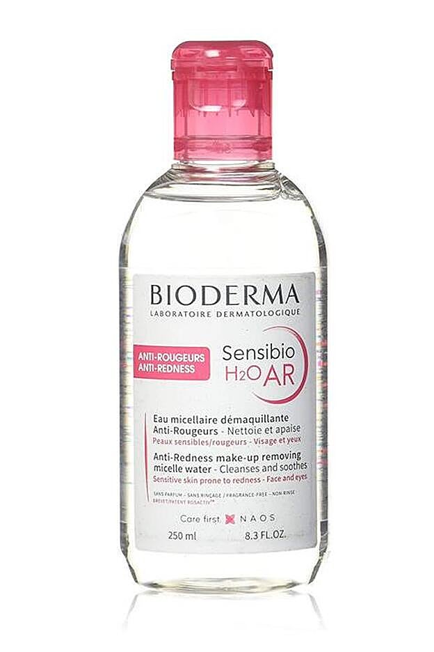 Agua micelar Sensibio H2O AR de Bioderma.