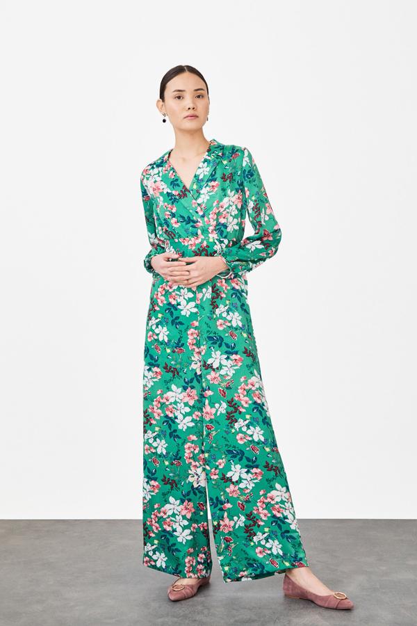 Este mono de las rebajas de Cortefiel es un auténtico chollo: pasa de 89.90 a 19.99 euros, y te sirve incluso para ir de boda.