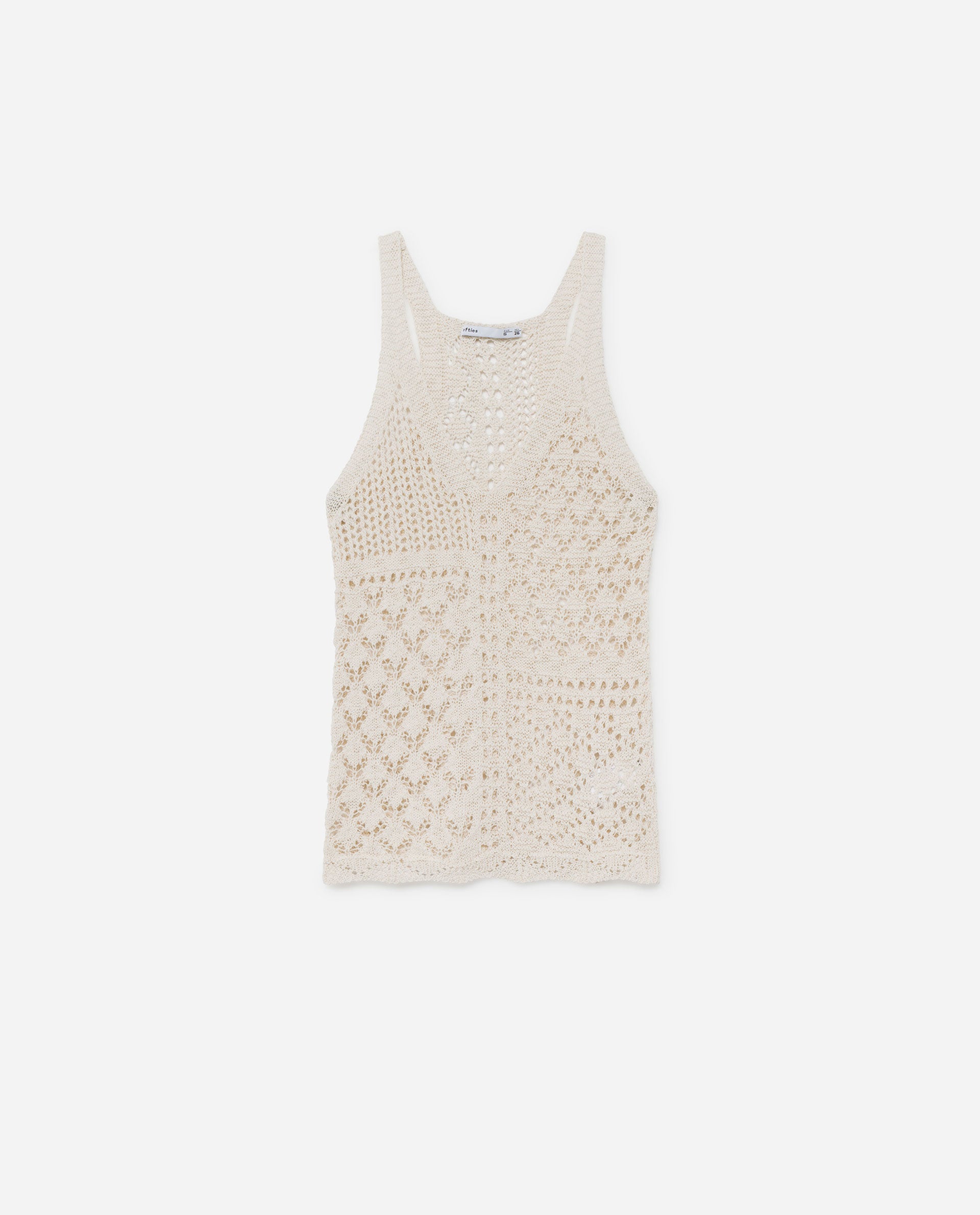Top crochet, el tejido más trendy del verano. (12,99 euros).