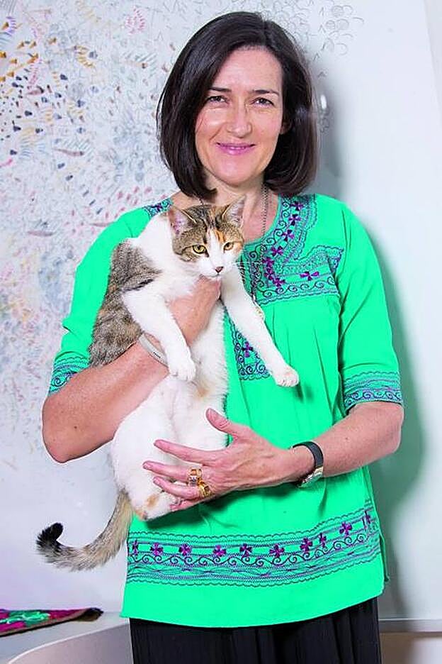 Ángeles González-Sinde tiene dos gatas.
