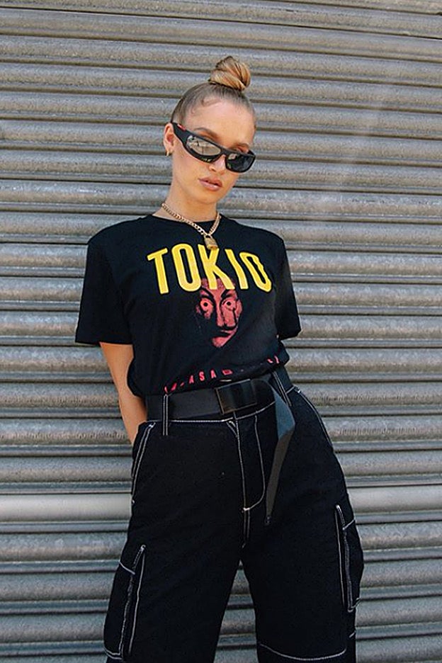 Una de las camisetas más solicitadas de la colección de Diesel sobre La casa de papel: la camiseta dedicada a Tokio, el personaje de Úrsula Corberó.