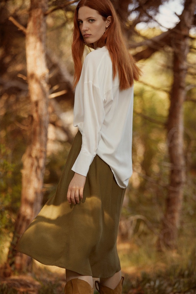 Falda de Lefties: 15,99 euros.