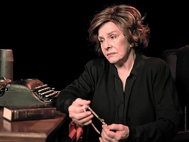 Lola Herrera protagoniza 'Cinco horas con Mario'.