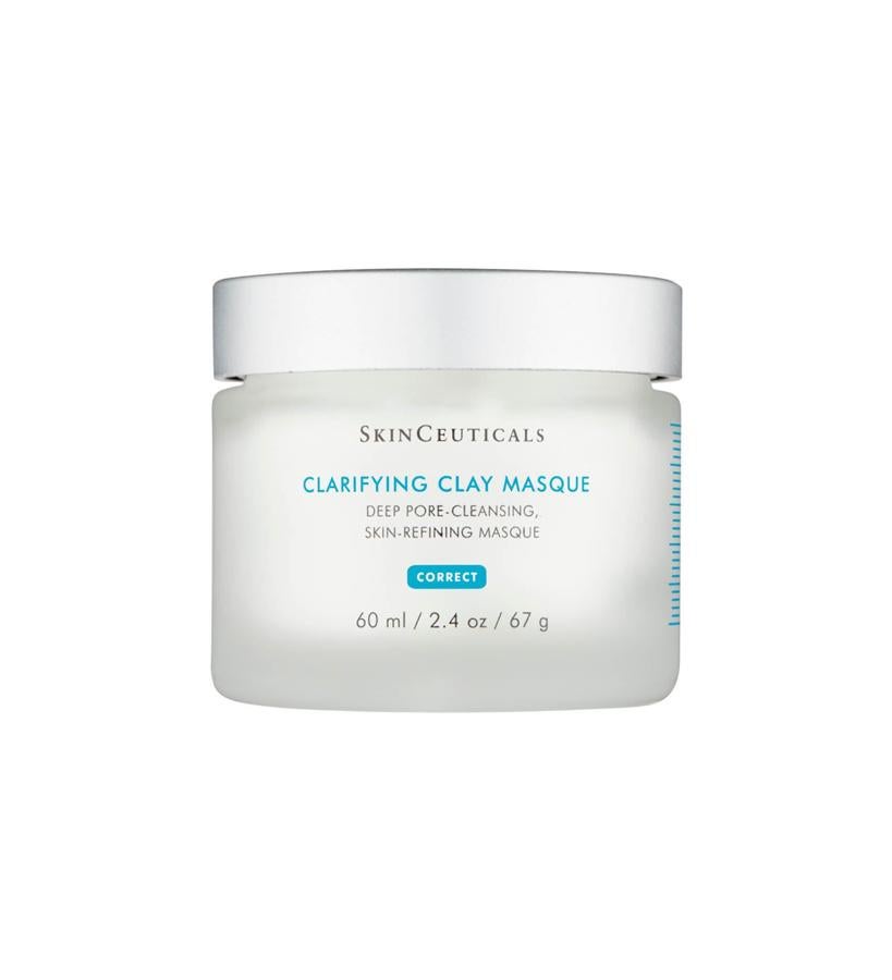 Enriquecida con arcillas naturales de caolín, bentonita y extractos botánicos y minerales, la mascarilla ayuda a purificar, reparar y calmar la piel. Su acción exfoliante, descongestiona los poros, elimina las impurezas y ayuda a equilibrar y controlar el exceso de sebo. Conseguirás un rostro hidratado y con un aspecto inmejorable. Posee propiedades antiinflamatorias. (67,70 €).