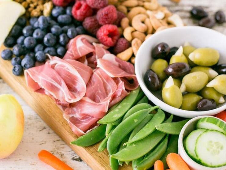 Fotos: Los mejores alimentos para picotear si quieres deshincharte