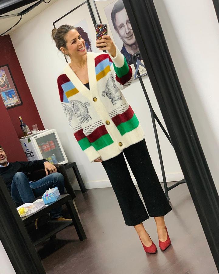 Esta original chaqueta de punto de Essentiel Antwerp que llevó Nuria Roca en 'El Hormiguero'  fue muy criticada  en el programa, pero muy alabada por sus seguidores.