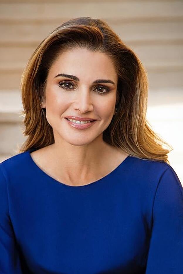Una de las imágenes de la reina Rania de Jordania que la casa real hachemita ha hecho pública con motivo de su 49 cumpleaños.