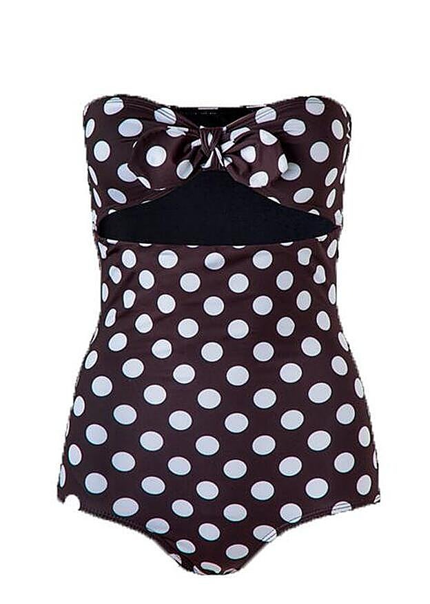 Bañador con lunares y detalle de lazo (modelo fiji), unos 217 euros.