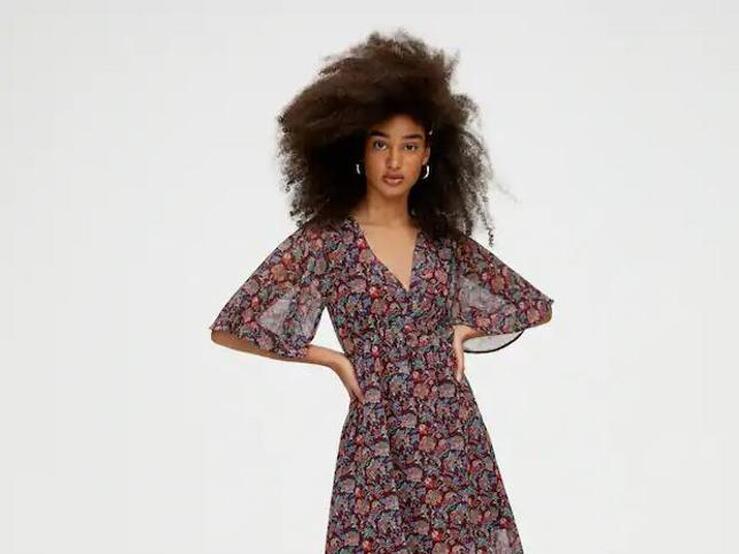 Fotos: Los 10 vestidos estampados más bonitos de la nueva colección de Pull&Bear