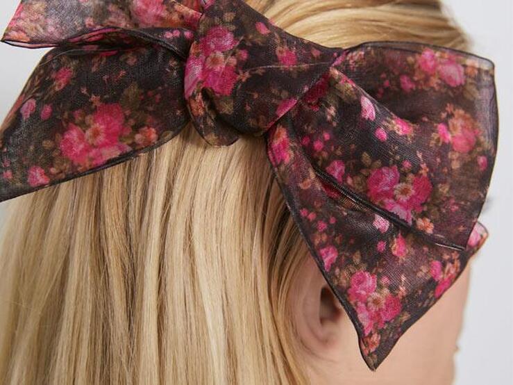 Fotos: Zara tiene los accesorios para el pelo que soñarás con incluir en tus peinados
