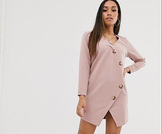 Vestido de Asos, (49,99 euros).