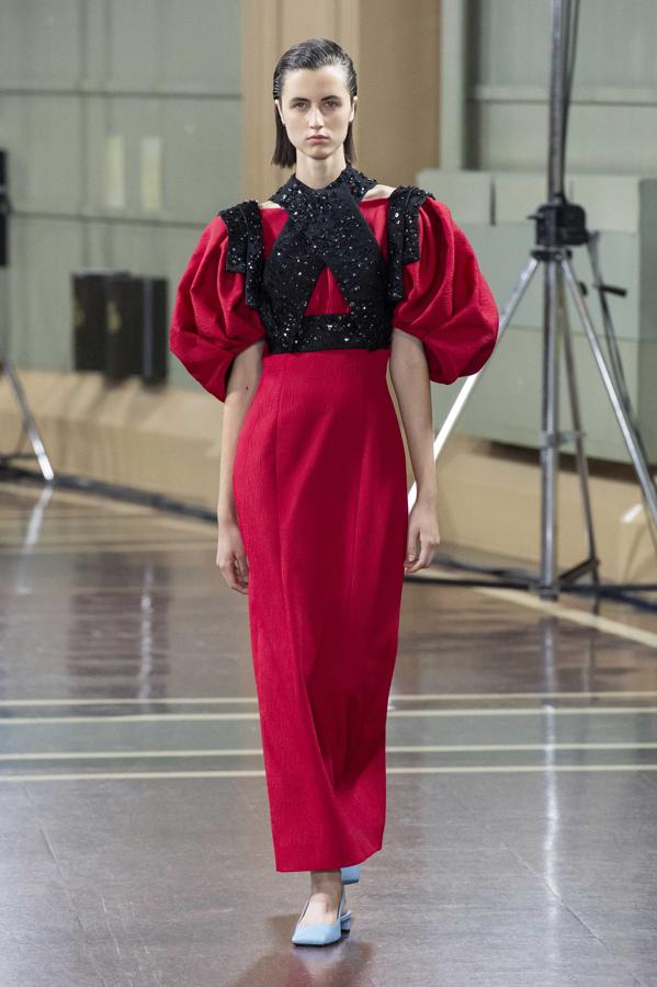 Desfile P/V 2020 de Emilia Wickstead.