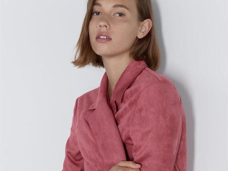 Fotos: 9 chaquetas de entretiempo largas para salvarte de un apuro esta temporada