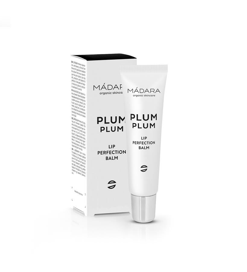 Bálsamo labial antiaging prohidratación, que protege, cuida e hidrata los labios. Además de estar formulado con la manteca de karité, el ingrediente común de todos los productos de esta fotogalería, contiene extracto de ciruela y aceite de jojoba. Desde la primera aplicación, los labios quedan mucho más suaves, jugosos e hidratados. (10,80 €).