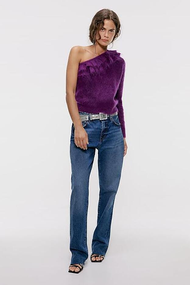 Este jersey de Zara es perfecto para combinar con jeans o con cualquier otra prenda básica.