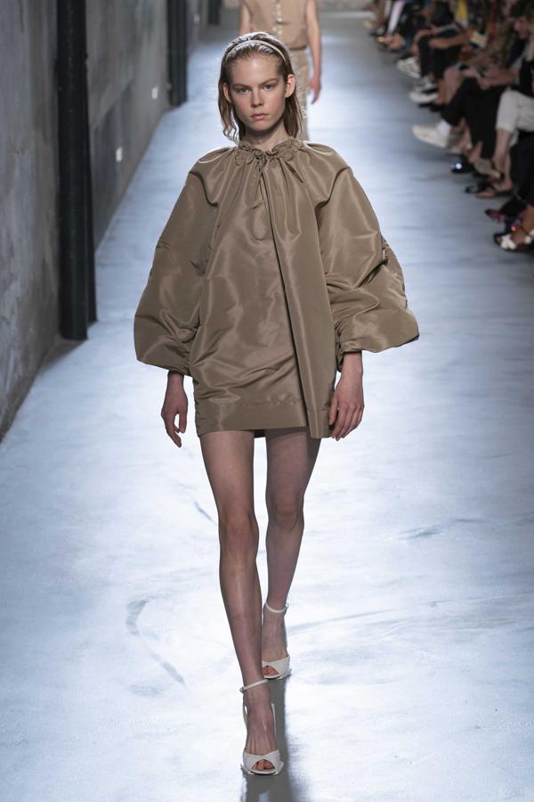 Desfile de primavera/verano 2020 de Nº21.