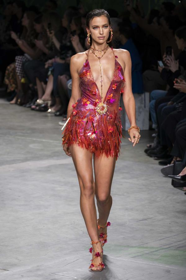 Desfile de primavera/verano 2020 de Versace.