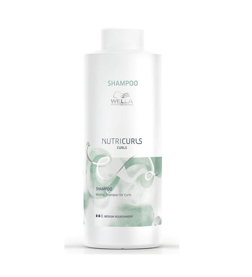 Aporta definición y produce un efecto anti-encrespamiento. Su fórmula súper nutritiva está impregnada de partículas micelares que actúan como imanes para atraer, atrapar y eliminar la suciedad, el exceso de grasa y la acumulación de productos del cabello. Incorpora un complejo nutritivo con aceite de jojoba y extracto de salvado de trigo para revelar todo el potencial de cada tipo de rizos. Ayuda a eliminar el frizz y a mejorar la resistencia del cabello a la humedad para crear espirales definidas. (15,70 €).