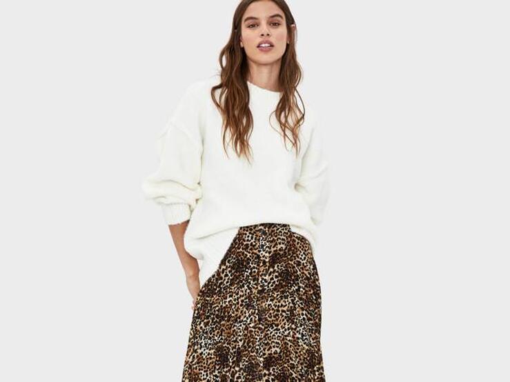 Fotos: 6 faldas midi con estampado animal de Zara, Mango, H&M y otras tiendas low cost para el otoño
