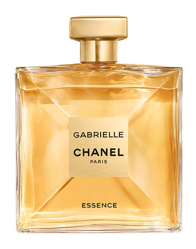 Con las cuatro flores blancas que adoraba Coco Chanel (nardo, jazmín, azahar e ylang ylang) ha construido Olivier Polge este poema de feminidad luminosa.Gabrielle Essence de Chanel (140 €)