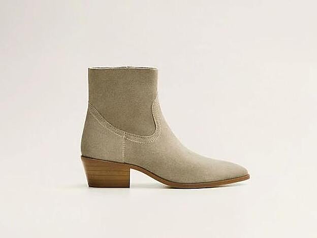 Estos son los botines cowboy favoritos de Mery Turiel. Son de Mango y cuestan 49,99 euros.