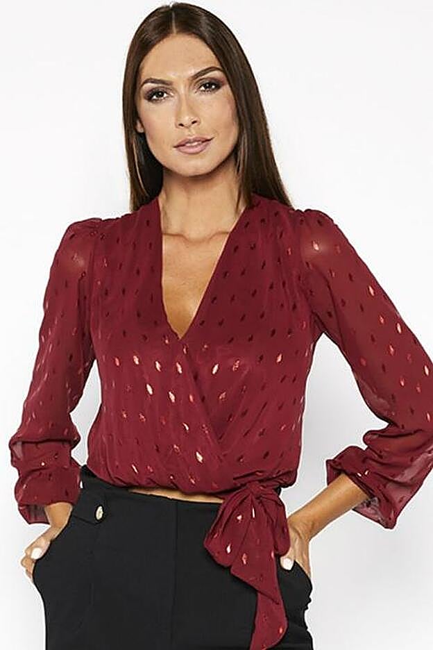 La camisa de Capriche con la que Cristina Pedroche consiguió su look de fiesta.