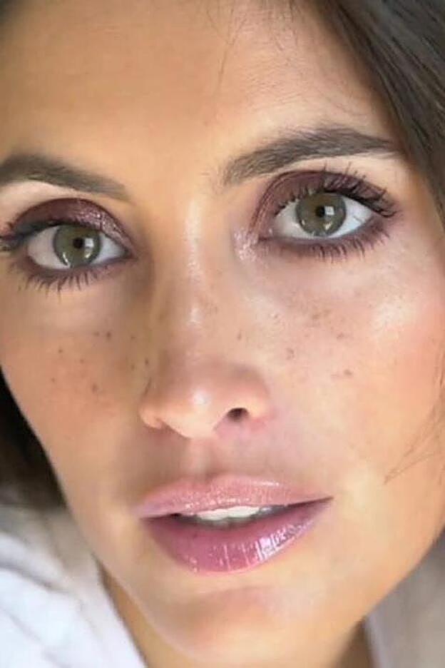 Paula Moya con su look de noche ya finalizado.