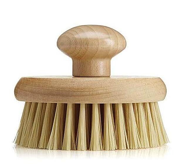 Cepillo Redondo para el Cuerpo de The Body Shop (12 €).