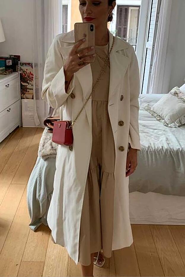 Jenny, de Mypetitpleasures con el trench de Zara.