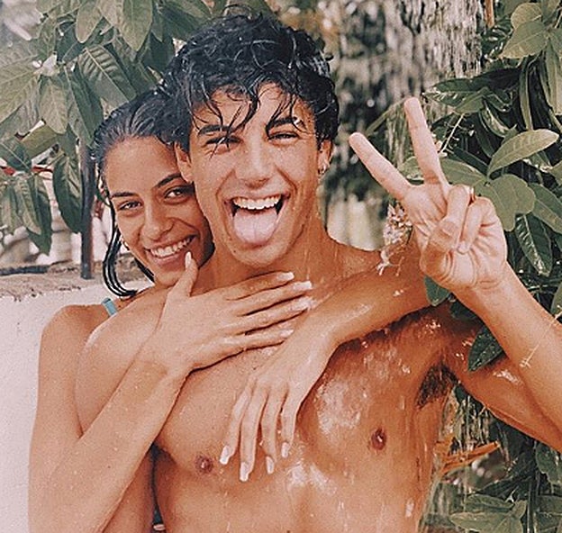 Óscar Casas y Begoña Casas incendian las redes.