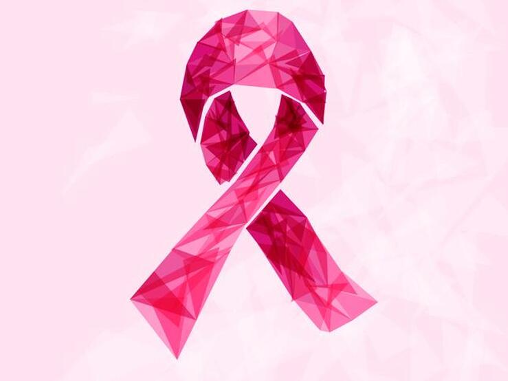 Fotos: Regalos solidarios para el Día Mundial contra el Cáncer de Mama