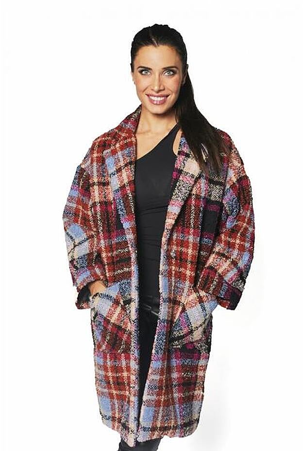 Abrigo largo con estampado de cuadros Square, 109,95 EUR.