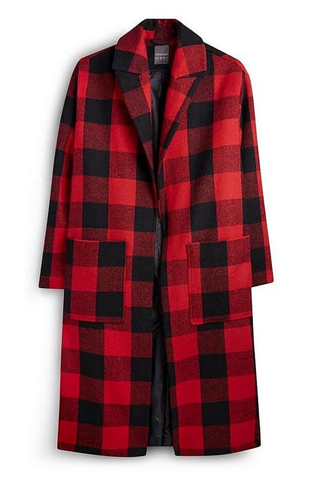 Abrigo de cuadros rojo y negro de Primark (40 euros)