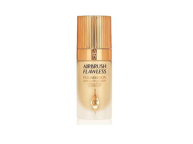 Airbrush Flawless Foundation de Charlotte Tilbury (40 €).