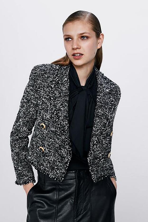 Esta es la chaqueta de nueva colección de Zara que lleva Lady Addict. Cuesta 69,95 euros y hay tallas desde la XS hasta la XL.